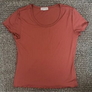 Rust Ribbed Short Sleeve Tee